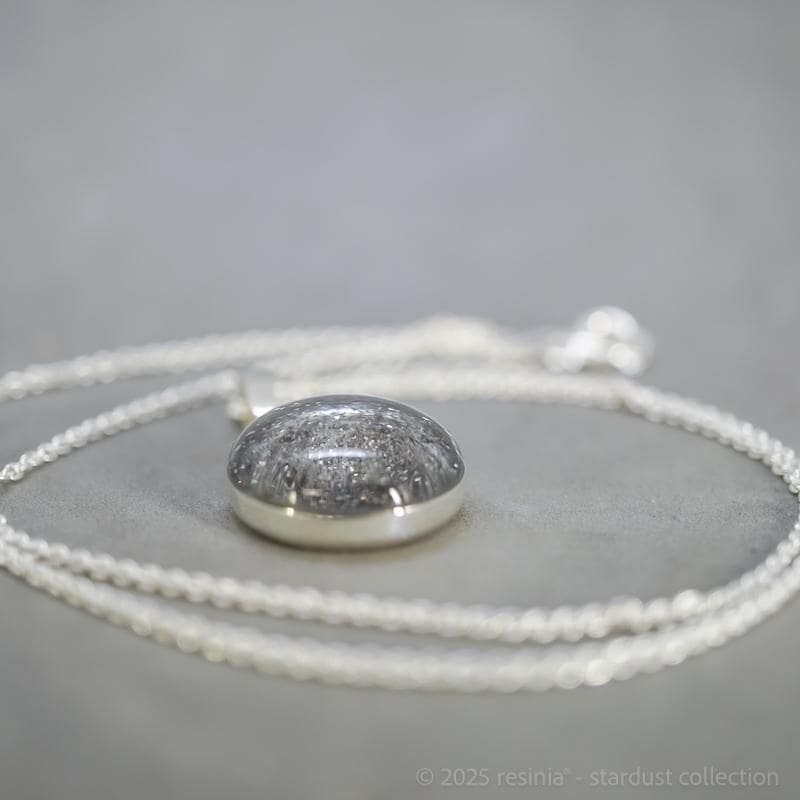 Amulett Ceres – Ovaler Meteoritschmuck mit Sternenstaub, 925 Silber – Bild 5