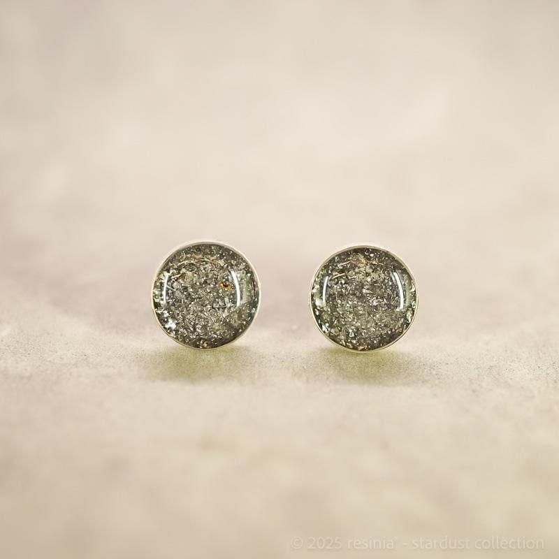 Ohrstecker Gemini M – 6 mm, 925 Silber mit Meteoritenstaub – Bild 4