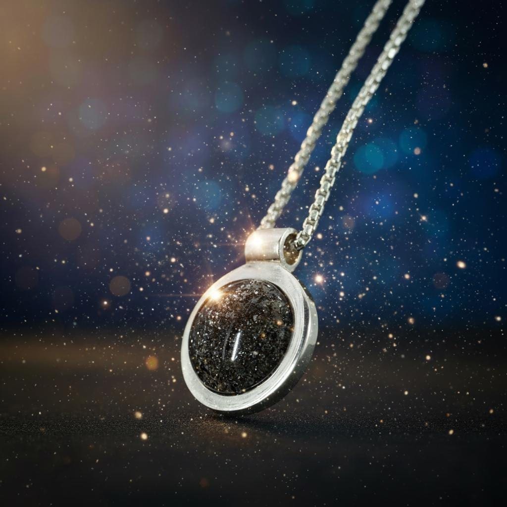 Amulett Saturn S – Meteoritschmuck mit Sternenstaub, 925 Silber – Bild 4